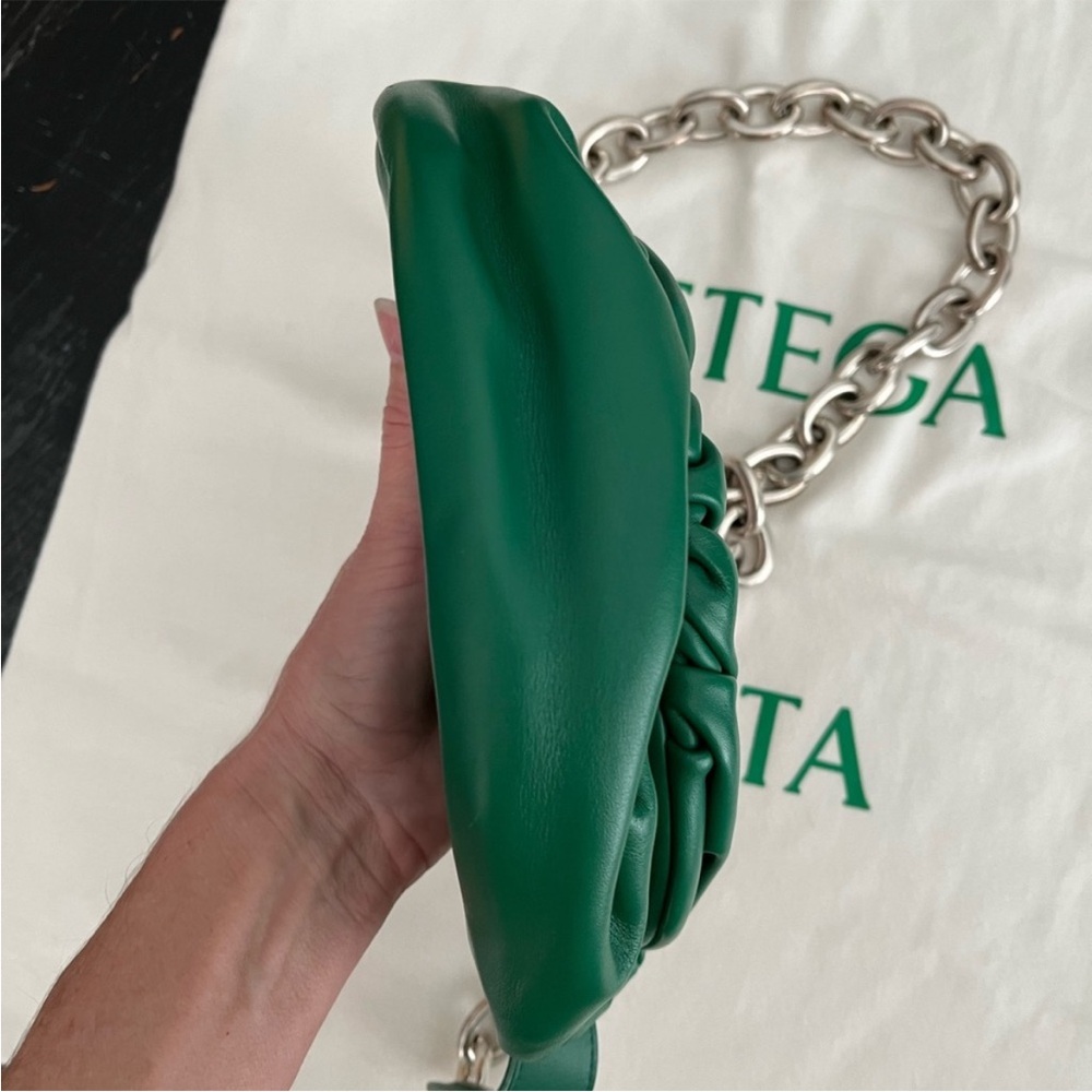 Bottega Veneta Leather Chain
Pouch Belt Bag - Picture 14 of 16